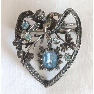 Rare Vintage Coro Pegasus Cherub Heart Brooch in Box Blue Rhinestones NIB